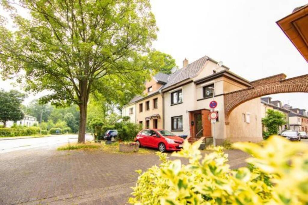 Vila Bruehl Mitte, Neu Renoviertes Haus Exteriér fotografie